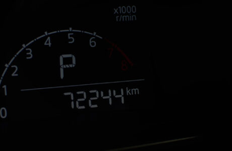¿Sabes en cuánto tiempo se recorre un km en auto?