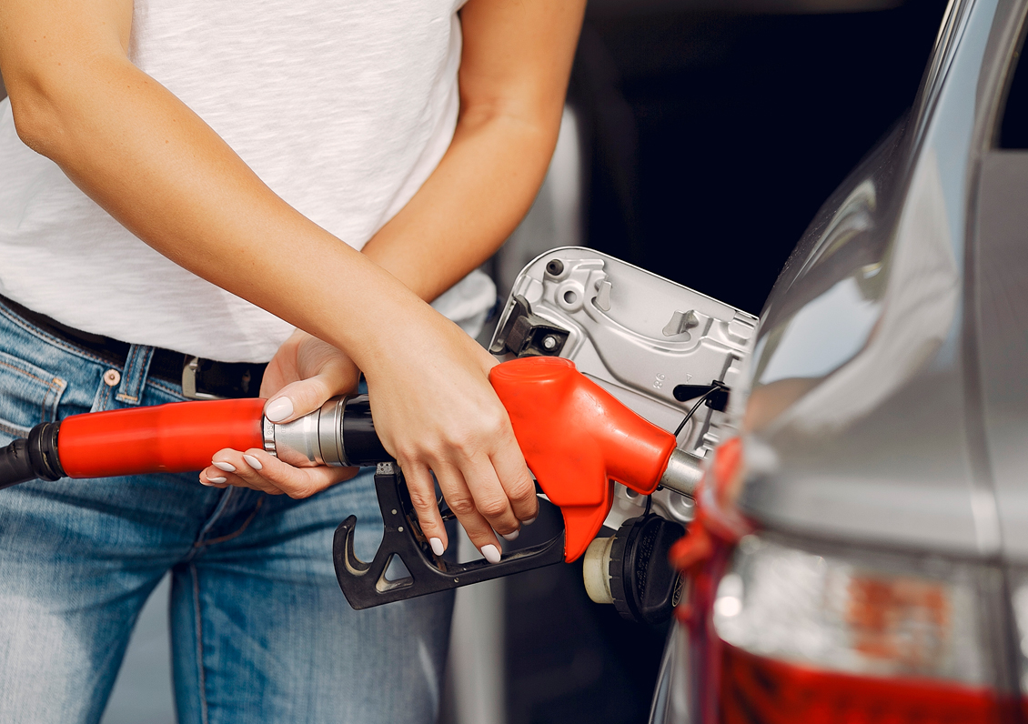 ¿Cuántos kilómetros rinde un litro de gasolina?